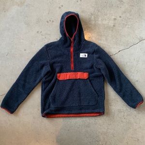 The North Face men’s fleece hoodie